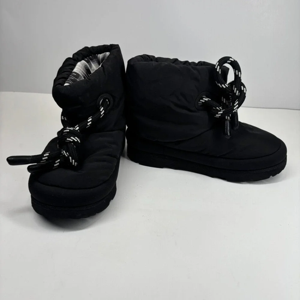UGG Classic Maxi Short Kids' US‎ Size 1 Black Puffer Winter Snow Boots 1130773K